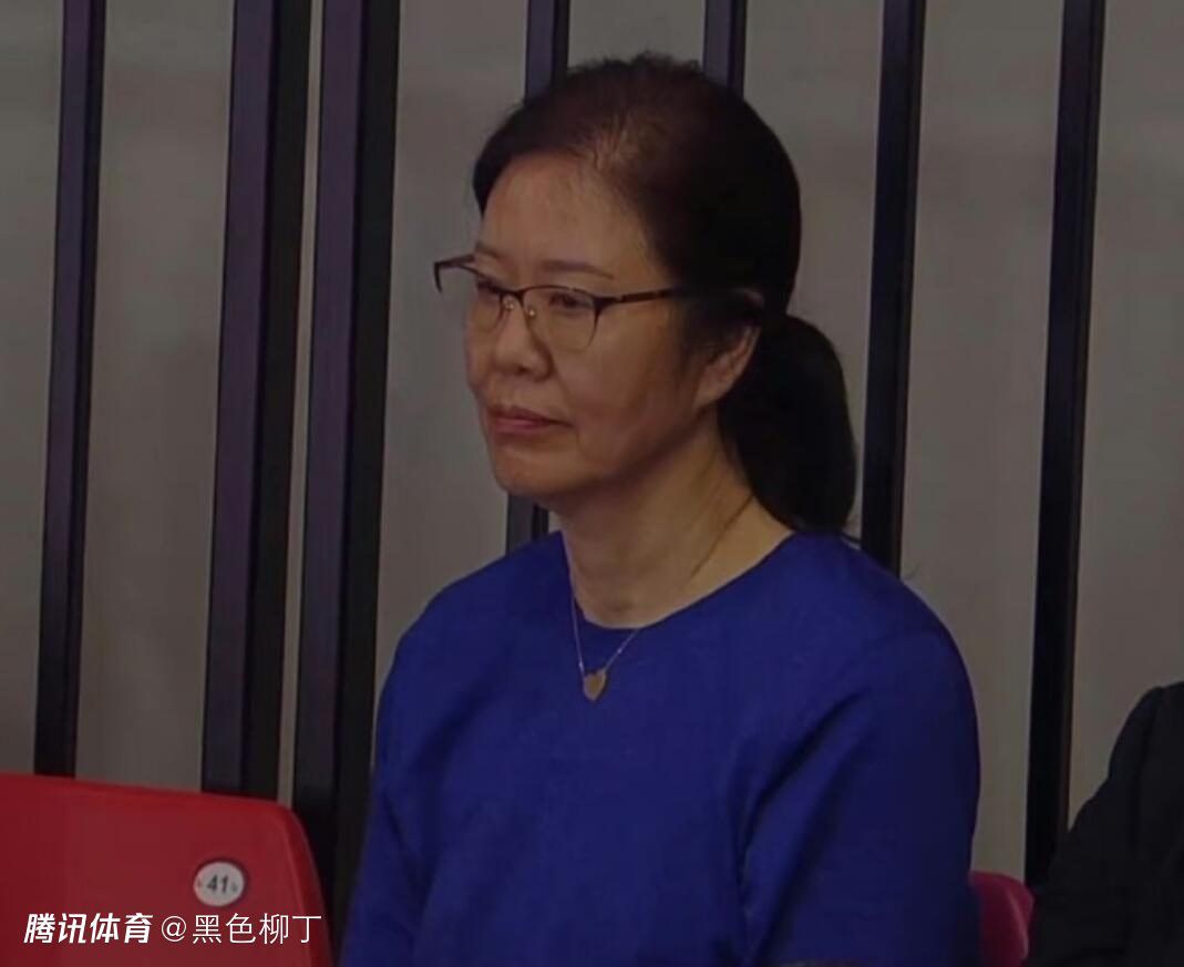 《你好，李焕英》单日票房3134万，截至发稿前本片累计票房破49亿，暂列中国影史票房第三名。