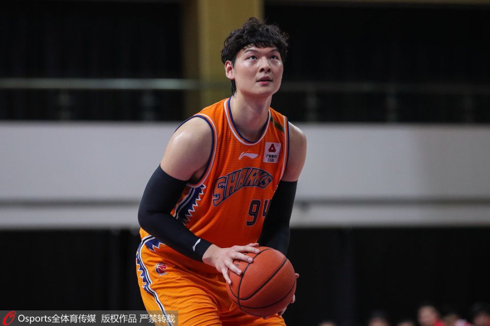 周迅助推青年摄影师 展现多面时尚魅 裘德·洛希望继续拍《神奇动物》：会一直等待 大片推荐 >> 动作 悬崖之上 8.2 暗藏汹涌谍战传奇 剧情 山河披锦绣 7.5 退耕还林脱贫致富 历史 大决战之淮海 9.0 抗战经典淮海战役 大决战之辽沈 改变历史史诗战略 剧情 免费 6.7 当代青年创业故事 爱情 漂亮的女邻居 7.5 三男子倾心一村姑 | | | | | | 电影频道节目中心官方网站 意见反馈 手机浏览精彩资讯 返回顶部 | (1/0) | (2/9) 组图： 重新播放 大图播放 猜你喜欢CCTV6 VIP影院 搜索 电影 星闻 独家 更多 专题 图片 视频 滚动 首页 新闻 大片 影库 CCTV6 VIP影院 客户端 电影网>新闻>明星资讯 李威堂弟回应其卷入“精舍杀人案”：平常没联络 时间：2025.B站等网站 九大问题将整改2020-04-10 泰国女神李海娜进军中国 李威拒回应与姚笛恋情2015-11-30 被揍自媒体主登报 向杨子黄圣依及其他明星致歉2015-11-25 母亲被吐槽是