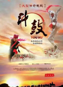 他 陈柏霖将30岁自认患初老症 欲挑战出演父亲角色 2013-07-23 陈柏霖7月22日出席代言活动，他为该品牌拍广告时，和一名7岁混血女童一起拍摄，笑言拍完之后想要尝试演父亲一角。